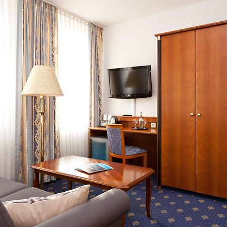 Hotel Fuer Dich Варен Номер фото