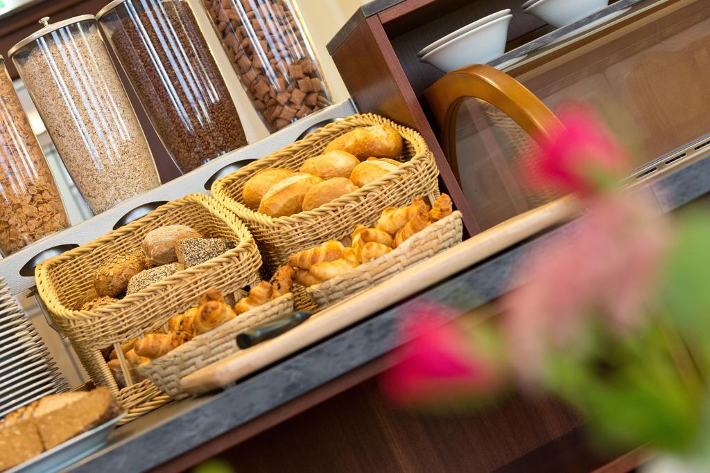 Hotel Fuer Dich Варен Екстер'єр фото