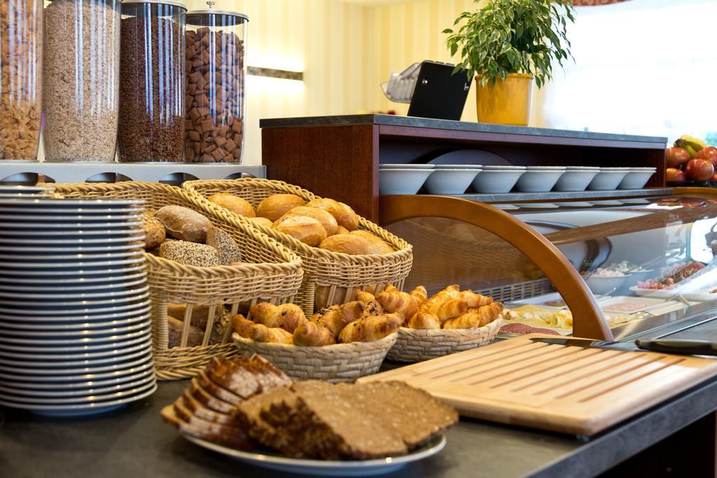 Hotel Fuer Dich Варен Екстер'єр фото