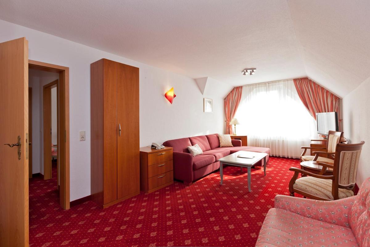 Hotel Fuer Dich Варен Екстер'єр фото